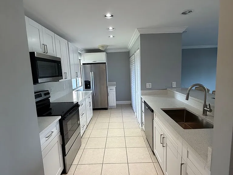 7012 Constitution Blvd #206 — Photo 7