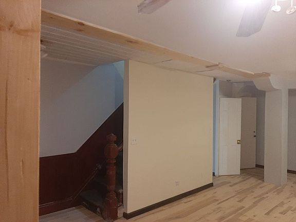 5th image of 226 Van Buren St APT 3