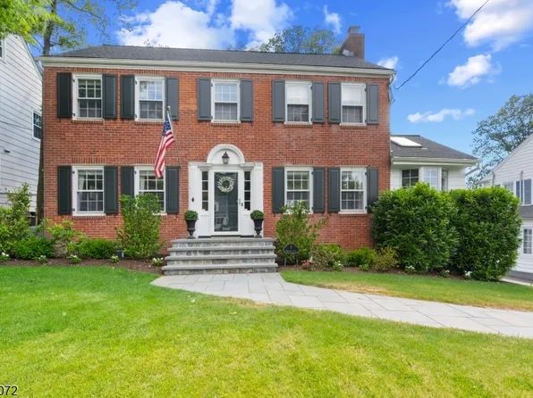 7 Birdseye Gln, Verona Twp., NJ 07044