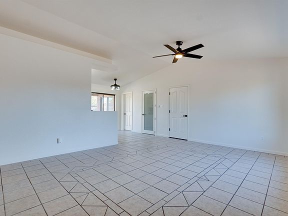 4th image of 13447 E 44th Dr