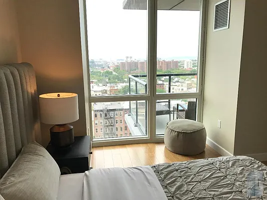 Rented by Skyline Group Real Estate | media 5