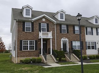 1143 Kinneton, Columbus, OH 43228
