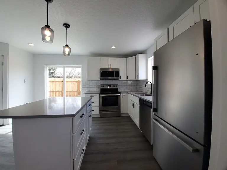 304 N Handy St — Photo 7