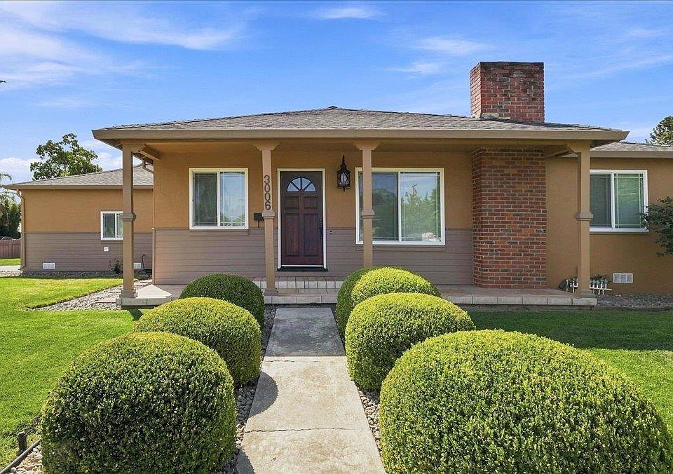 1st image of 3006 Telegraph Ave