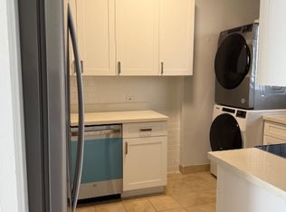 4300 Waialae Ave #PENTHOUSE 2, Honolulu, HI 96816