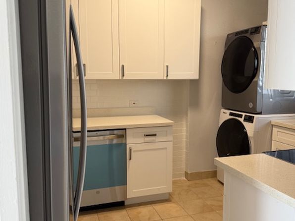 4300 Waialae Ave #PENTHOUSE 2