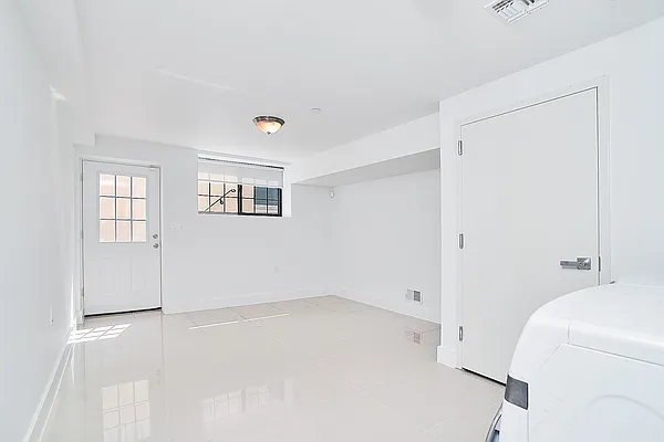 Rented by Compass | media 6