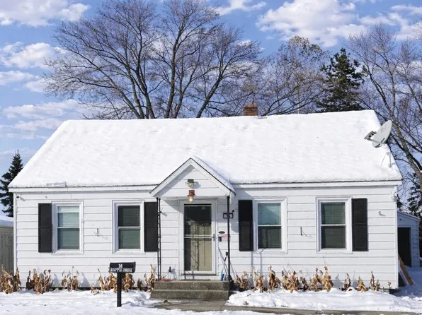 16 Rapple Drive, Albany, NY 12205