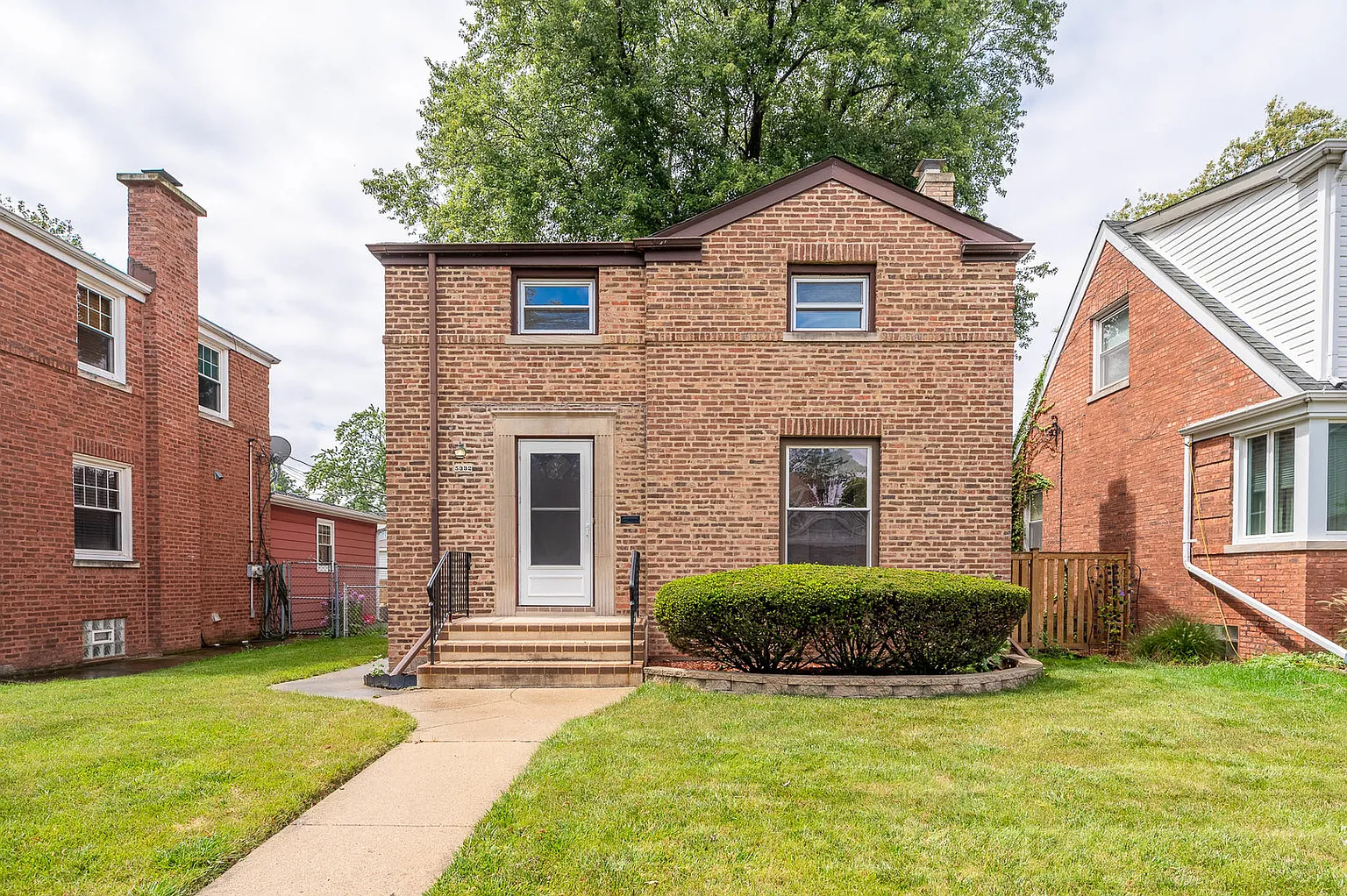 5332 N Oketo Ave photo 1