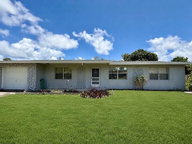 1st image of 717 SE Alamanda Circle