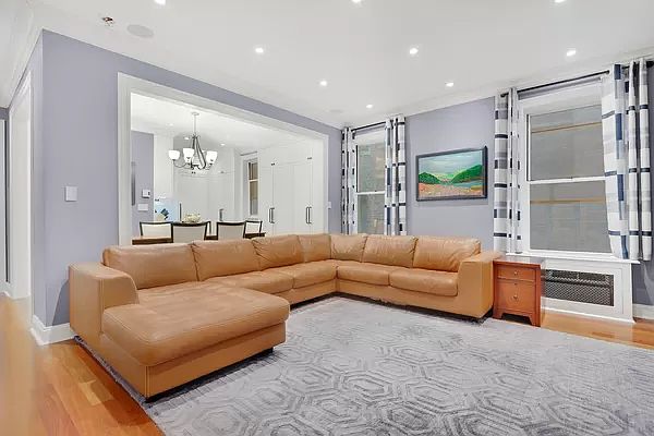 1st image of 320 W 84th St #4DE