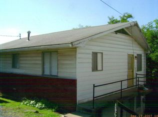 1096 Dorsey Ave, Morgantown, WV 26501