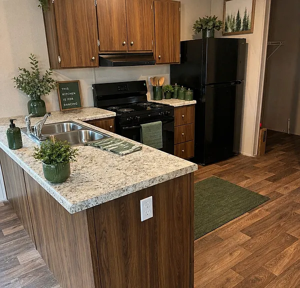 621 Anna Dr #621 — Photo 2