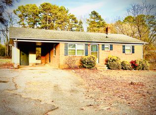 3882 S Olivers Cross Rd, Newton, NC 28658