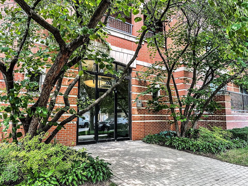 1st image of 1120 Thomas St APT 305