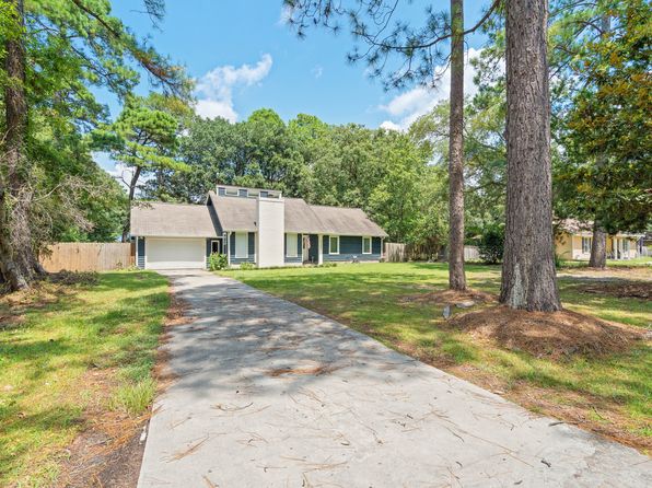 4388 Pinewood Cir