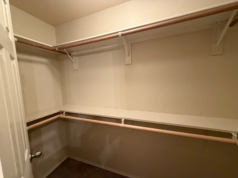 12926 Adela Dr — Photo 6