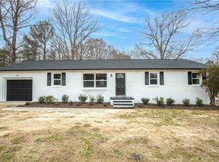 7900 Serena Ln, South Chesterfield, VA 23803