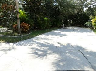 250 Saddle Ln, Lake Wales, FL 33898