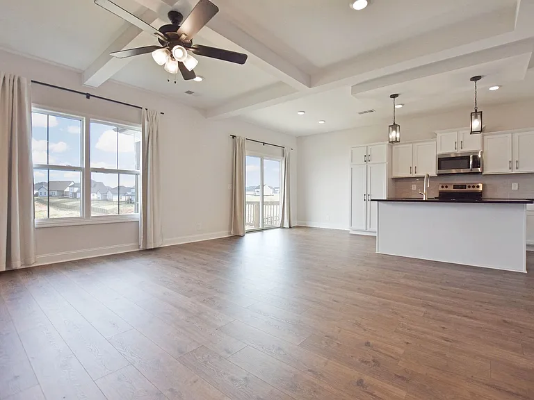 609 Wespanee Way — Photo 8