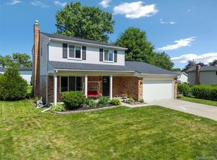 53685 Brentwood Dr, New Baltimore, MI 48047