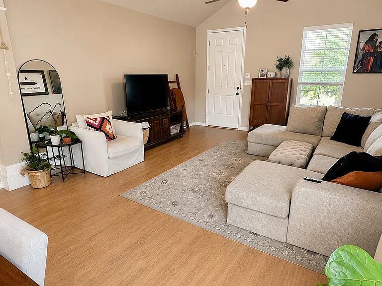 2201 Egret Dr — Photo 4