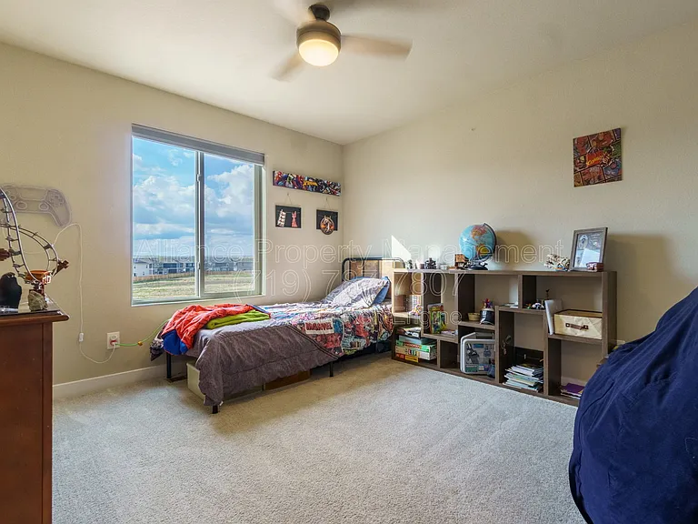 10477 Luneth Dr — Photo 17