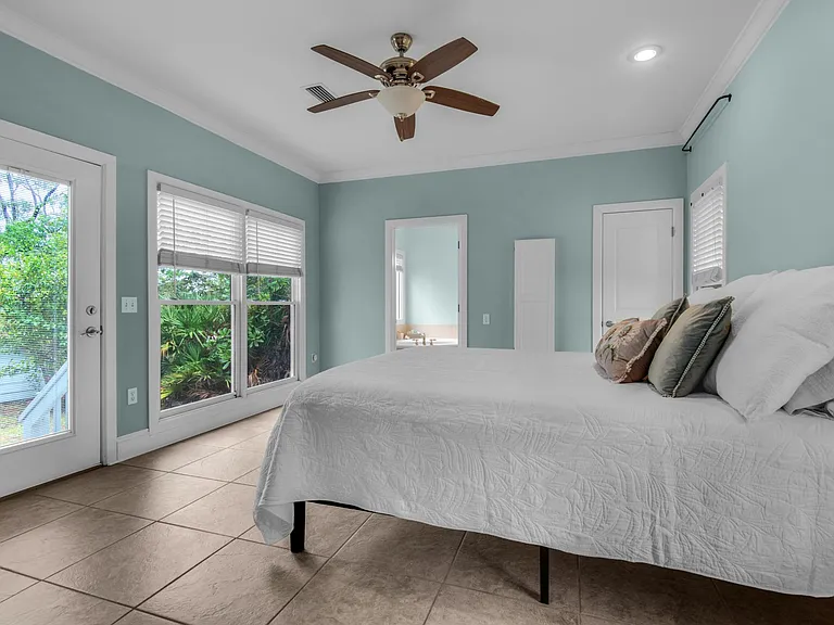 279 Joy Ln — Photo 20