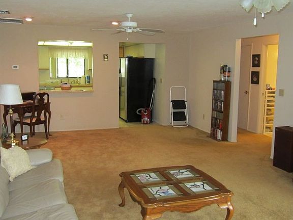 3rd image of 4341 SW 20th Pl