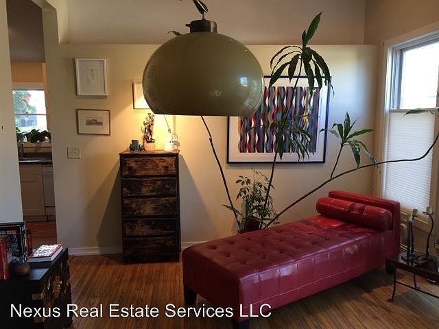 2nd image of 236 Humboldt Ave N #1