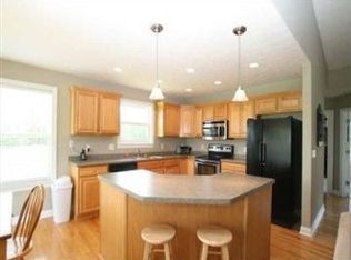 2908 Pekin Rd, Springboro, OH 45066