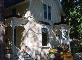 210 S 1st St, Dundee, IL 60118