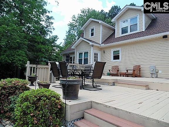 3rd image of 126 Robin Forest Dr