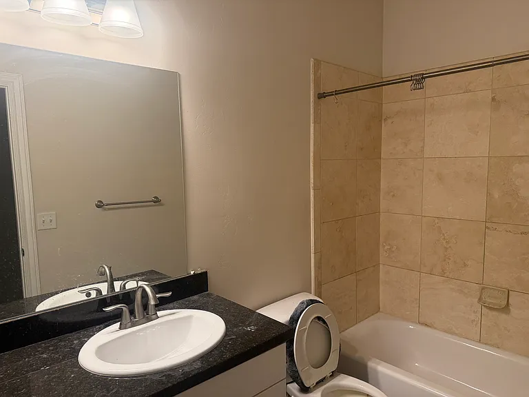 3885 S 1630 W — Photo 10