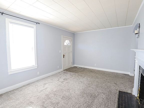 4th image of 1709 Oak Dr