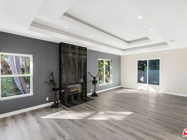 164 N Willaman Dr — Photo 4