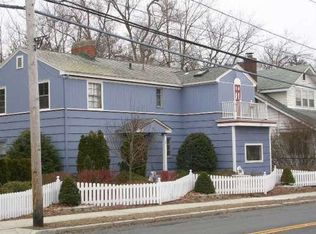 910 Washington Ave, Rensselaer, NY 12144