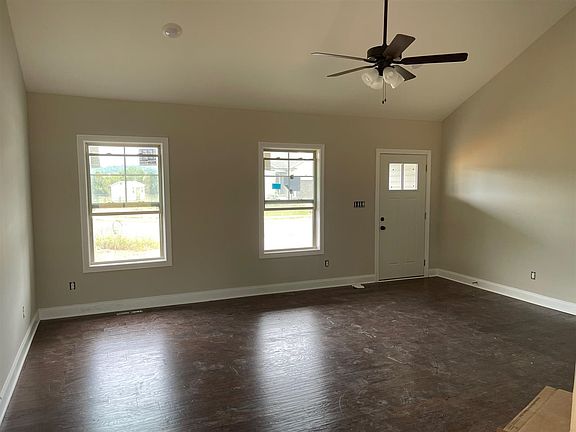 4th image of 2981 Tumbleweed Trail Ave
