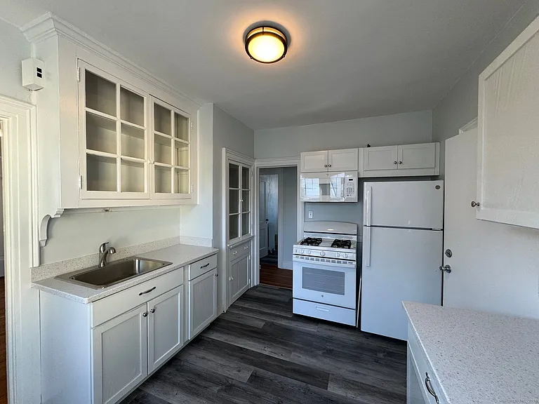 1253 Forest Rd #2 — Photo 26