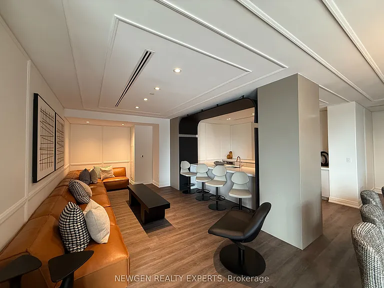 556 Marlee Ave #912 — Photo 31