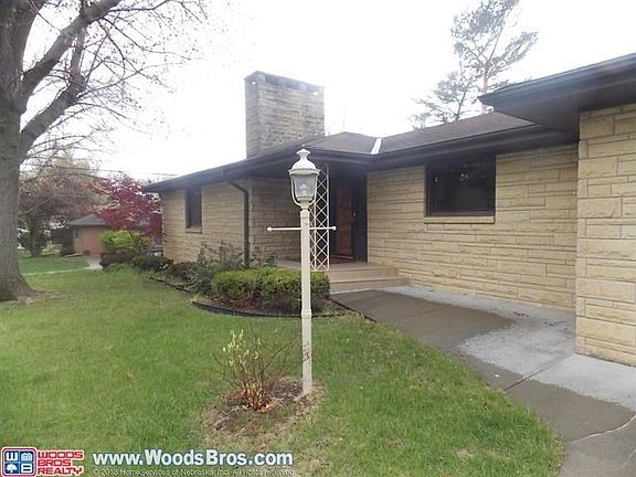 4th image of 1615 Skyline Dr
