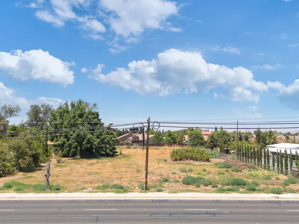 2296 W Henderson Avenue, Porterville, CA 93257
