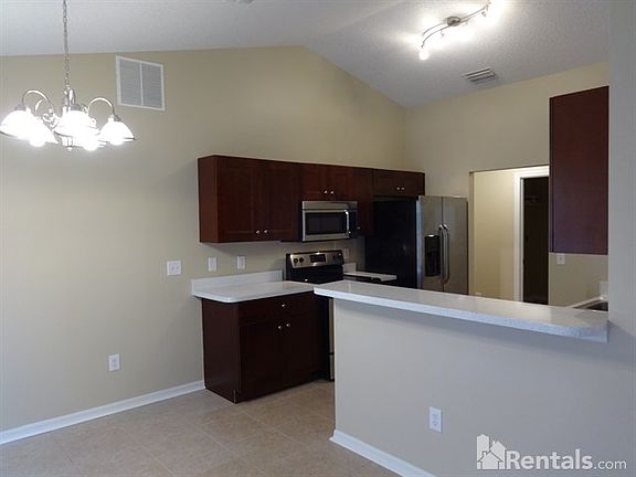 4th image of 3101 SW Collings Dr