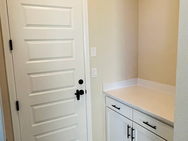 48 N Edge Cliff St — Photo 11
