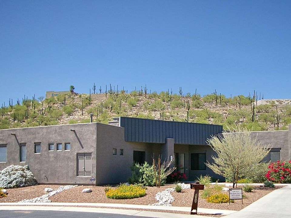 1st image of 4035 N Boulder Canyon Pl