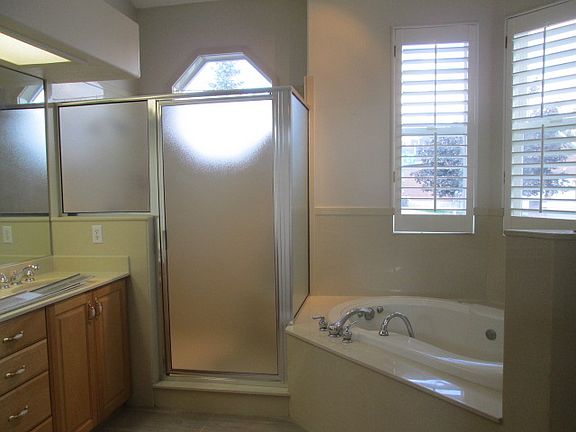3rd image of 1986 E Covey View Ct