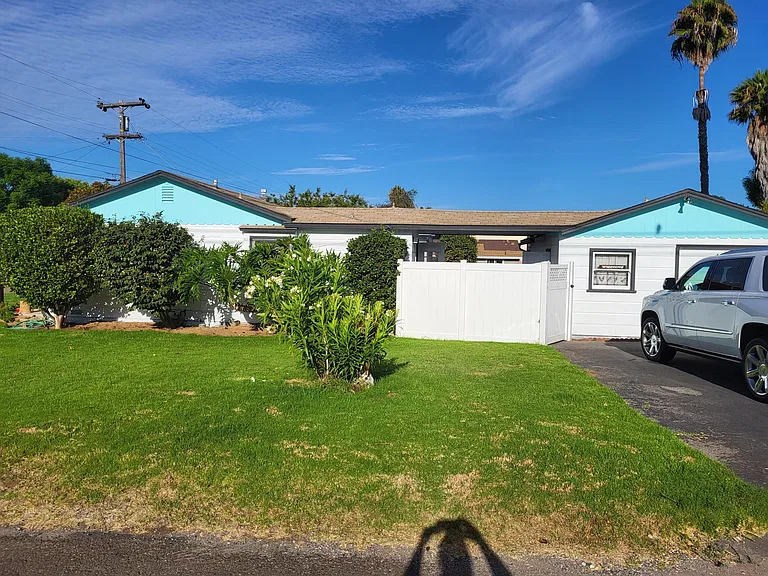 1394 Knowles Ave — Photo 14