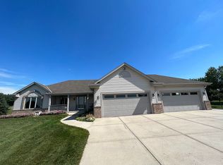 N970 Fremont Rd, Whitewater, WI 53190