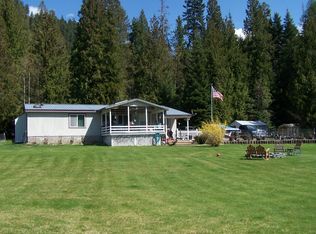 26011 Leclerc Rd N, Ione, WA 99139