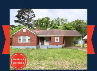 1055 Vaughn Rd, Memphis, TN 38122